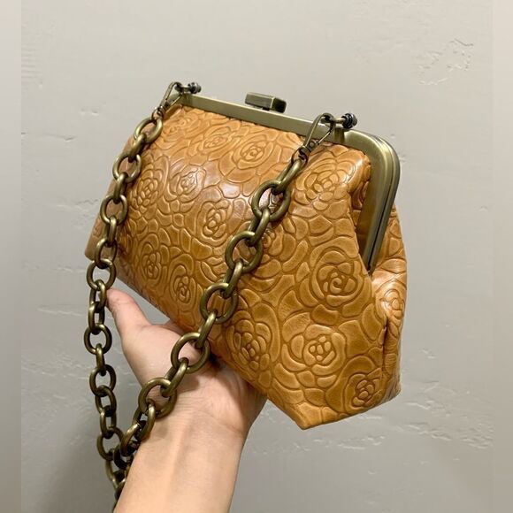 Embossed Rose Handmade Cowhide Leather Push-lock Handbag Includes Small Clutch - Picture 9 of 16